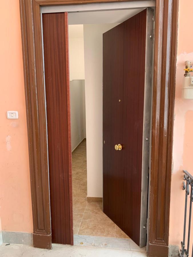 Miris Home Fast And Comfortable With Self Check In 8 Minutes Walk Near Naples Airport Kültér fotó