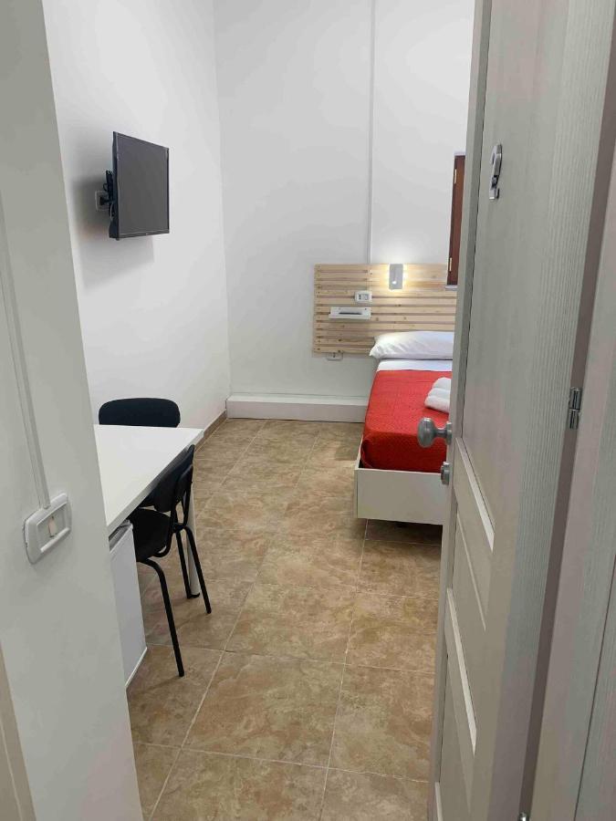 Miris Home Fast And Comfortable With Self Check In 8 Minutes Walk Near Naples Airport Kültér fotó