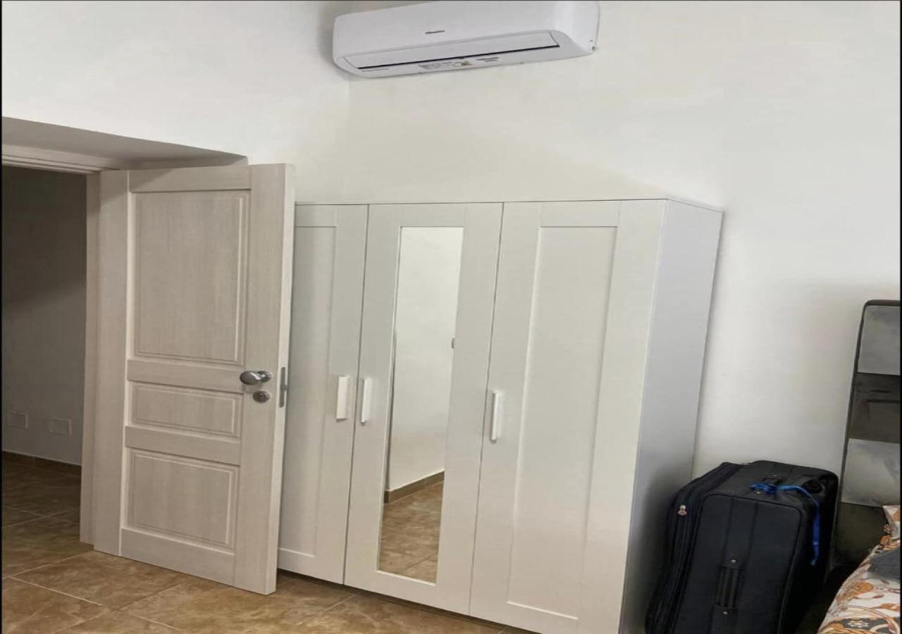 Miris Home Fast And Comfortable With Self Check In 8 Minutes Walk Near Naples Airport Kültér fotó