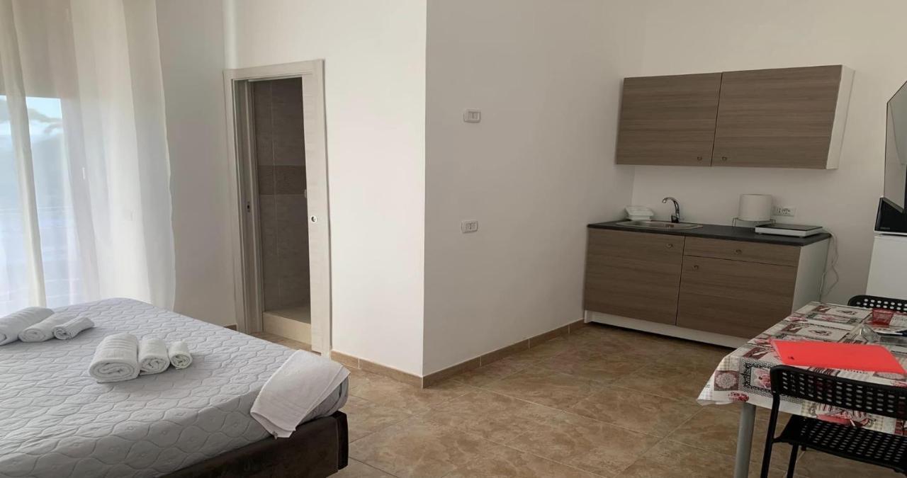 Miris Home Fast And Comfortable With Self Check In 8 Minutes Walk Near Naples Airport Kültér fotó