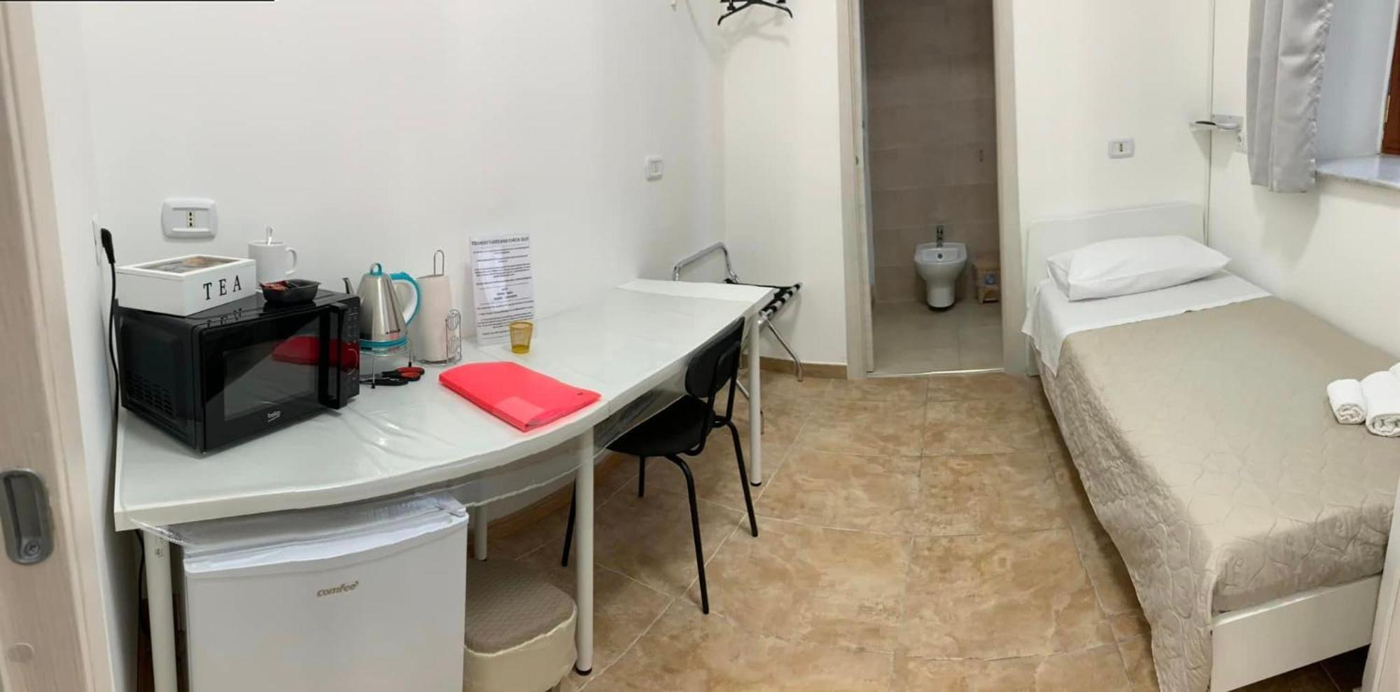 Miris Home Fast And Comfortable With Self Check In 8 Minutes Walk Near Naples Airport Kültér fotó